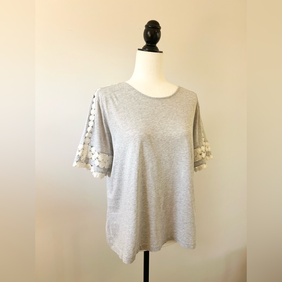 JCREW Soft Gray T-Shirt with Lace Detail on Sleeves - size Medium - Picture 2 of 7